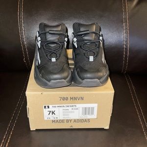 Toddler Adidas Yeezy sneaker